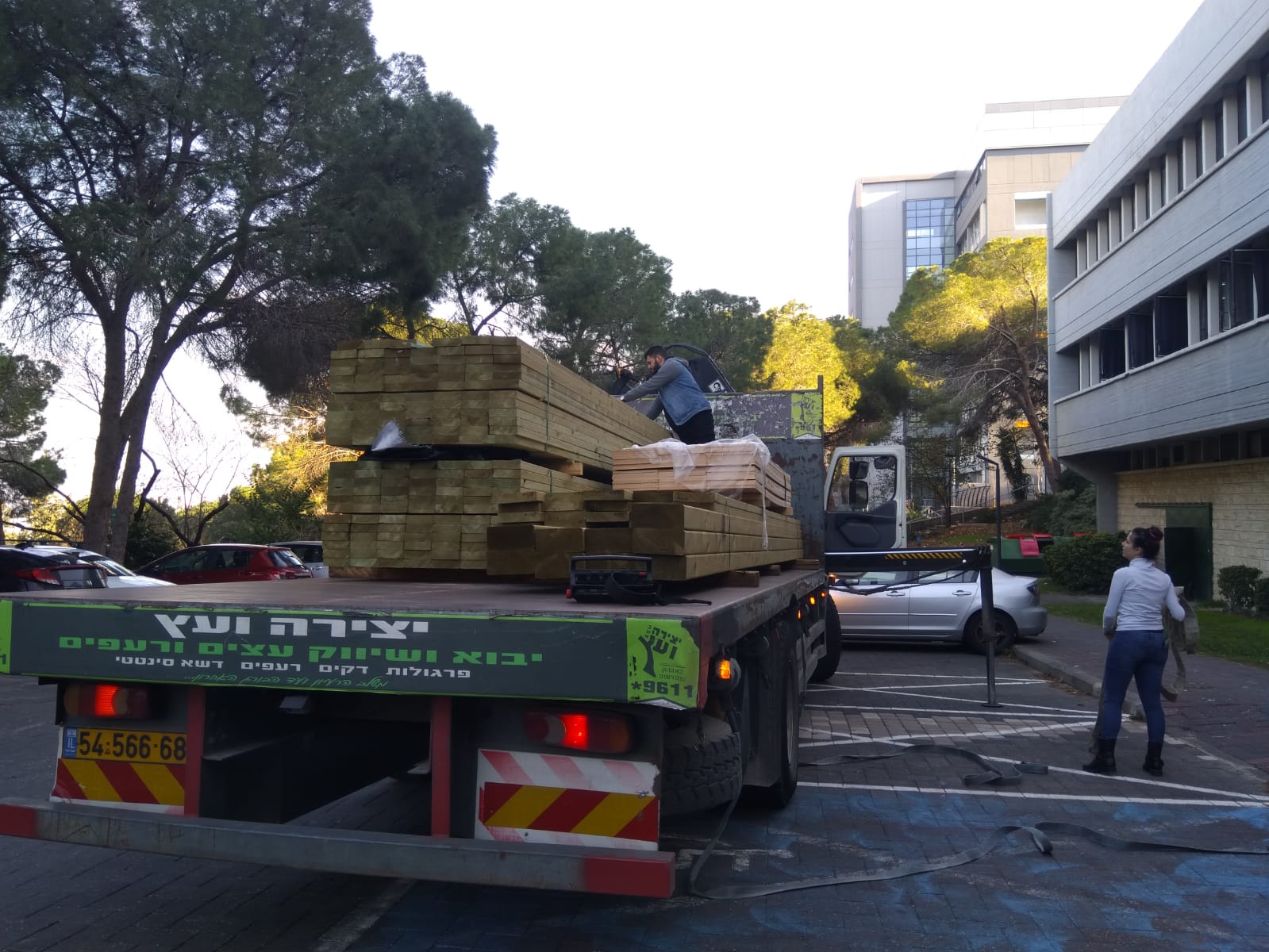 Ramat-Begin-Haifa- Wood arriving at Technion Ramat-Begin-Haifa- Wood arriving at Technion